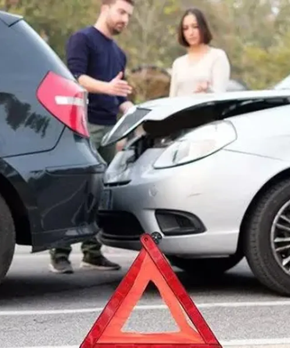A Doctor of Physical Therapy evaluating a motor vehicle accident injury at Zone Physical Therapy in Greer, SC
